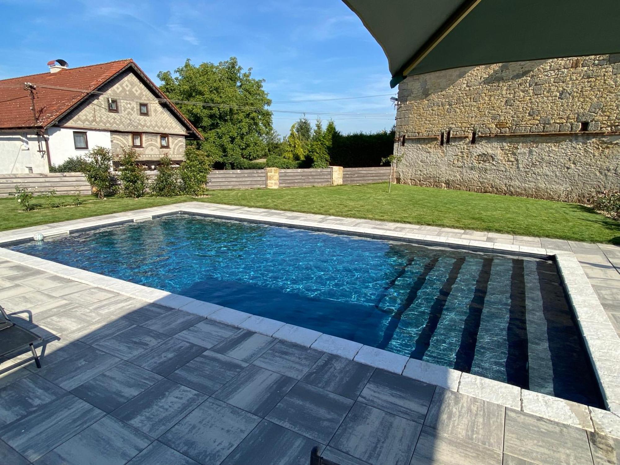Chmelnice Luka Exteriér fotografie